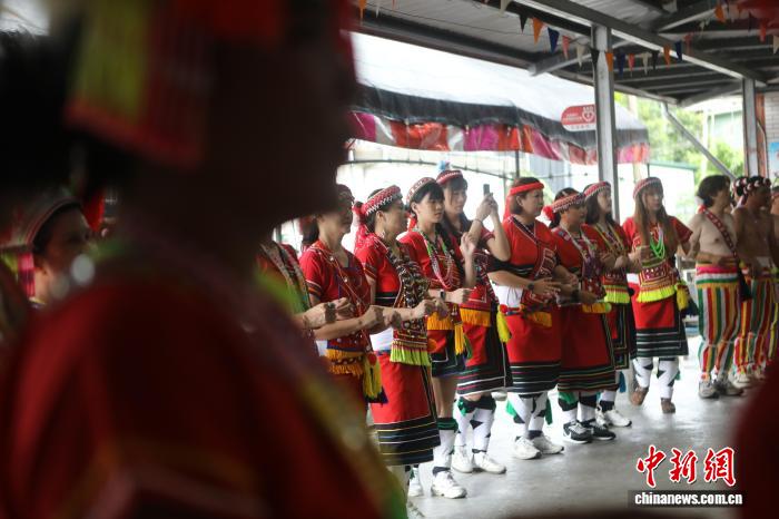 围绕实时赛事直播，不错过任何精彩瞬间。，斗鱼直播持续打磨更优质的服务。 - 斗鱼直播